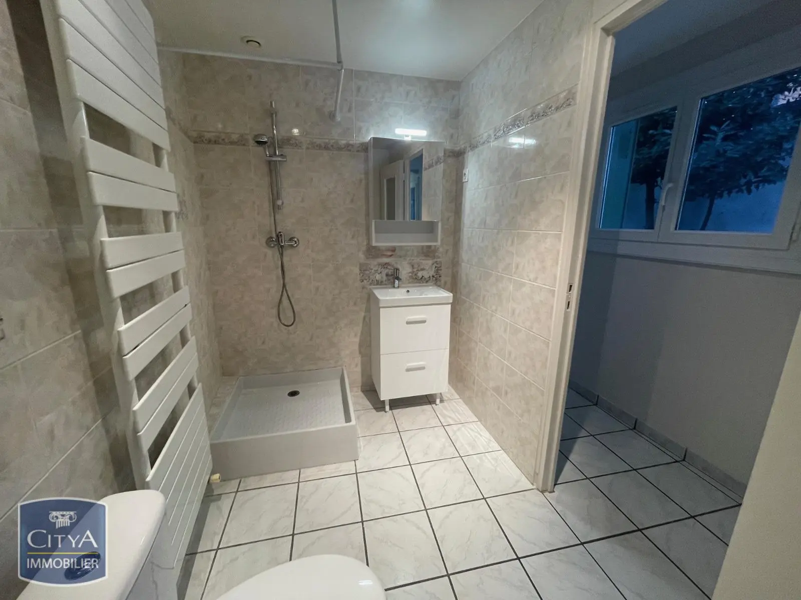 Photo 15 Appartement 1 pièce 45.73m²