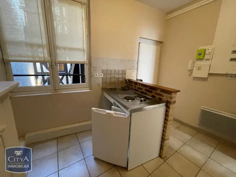 Photo 2 Appartement 1 pièce 31.12m²