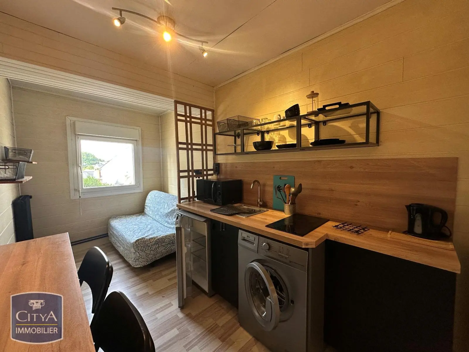 Photo 1 Appartement 1 pièce 13.48m²