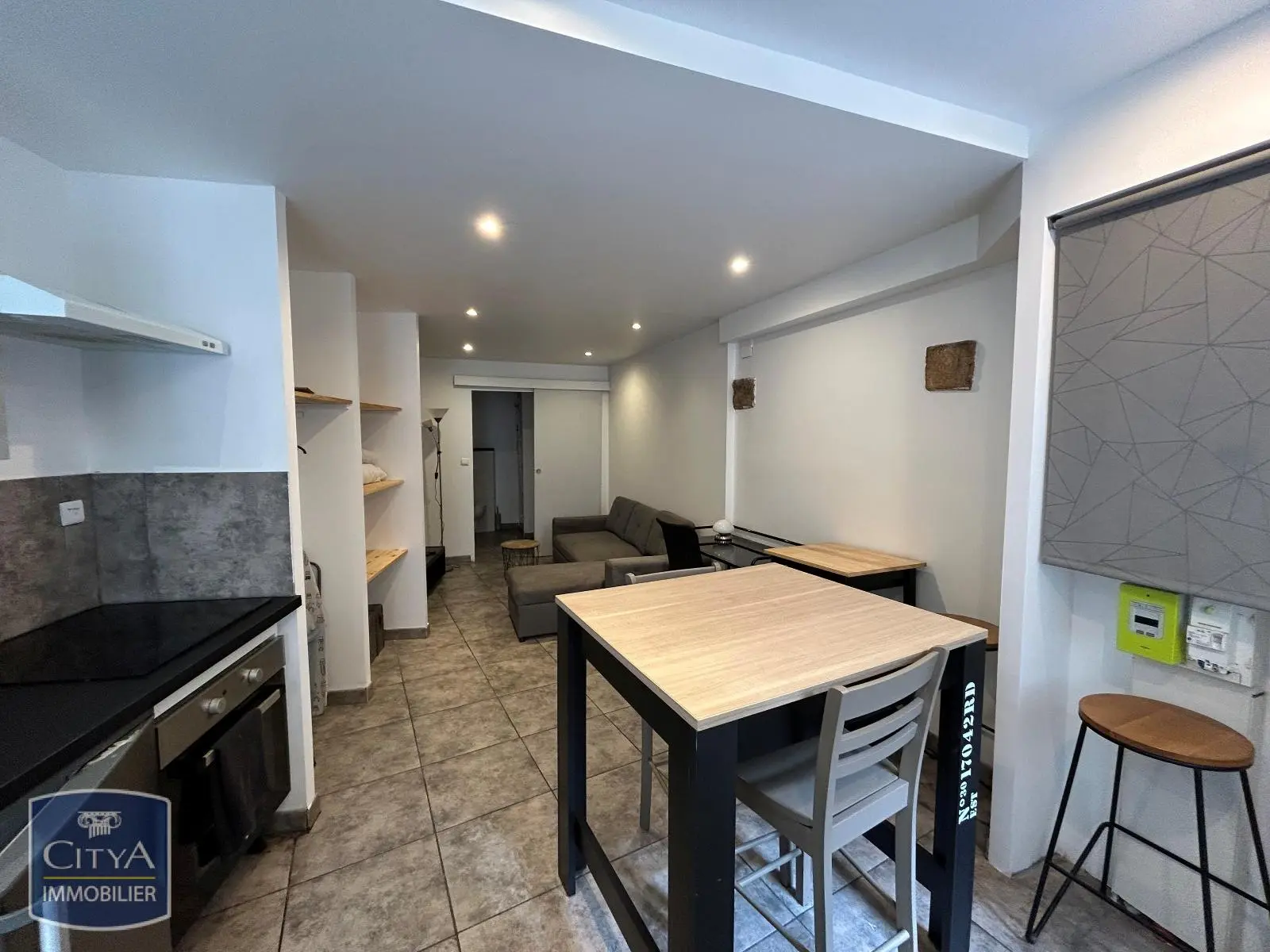 Photo 2 Appartement 1 pièce 22.89m²