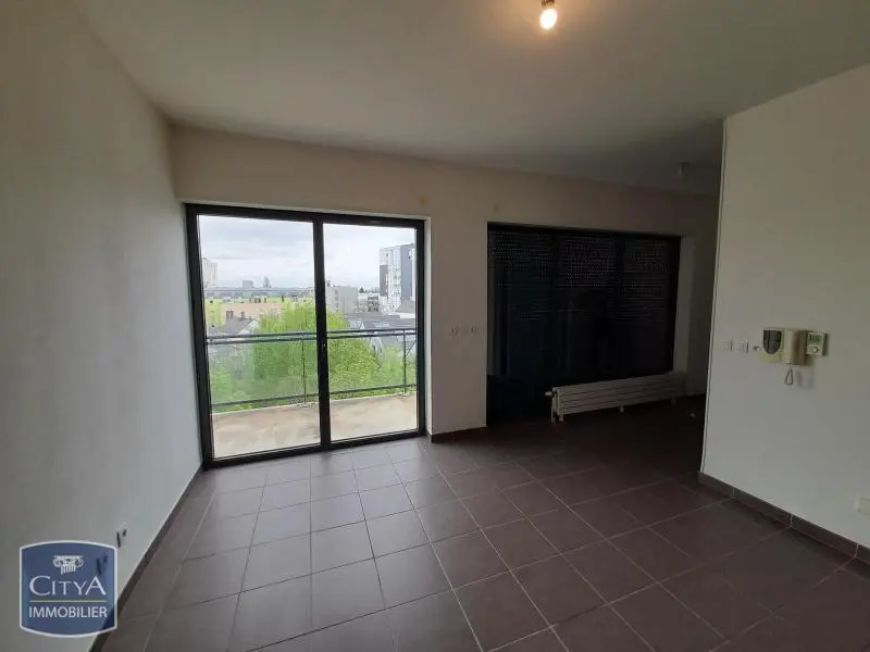 Photo 2 Appartement 2 pièces 67.37m²