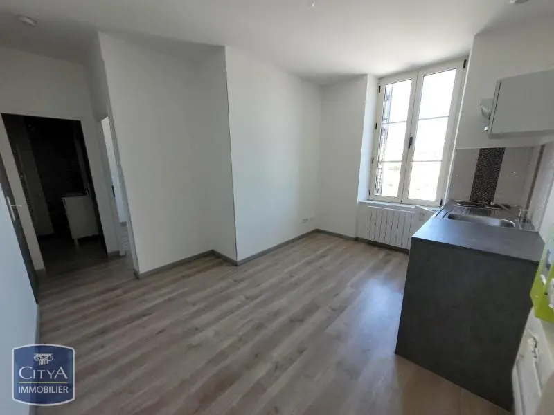 Photo 1 Appartement 2 pièces 31.67m²