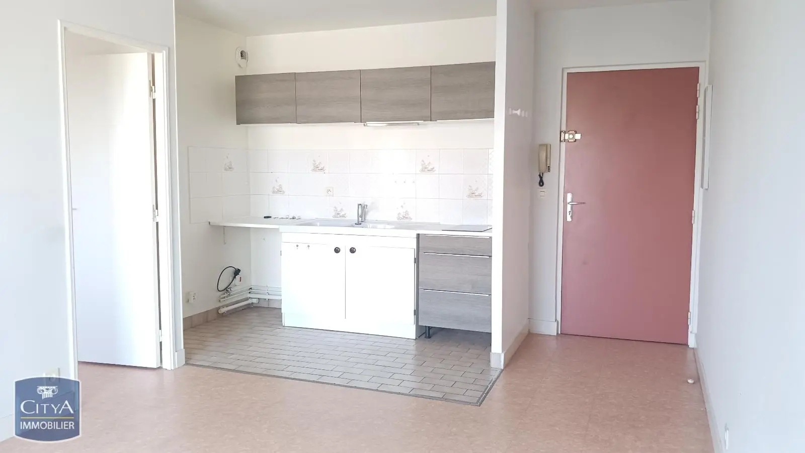 Photo 2 Appartement 2 pièces 32.84m²