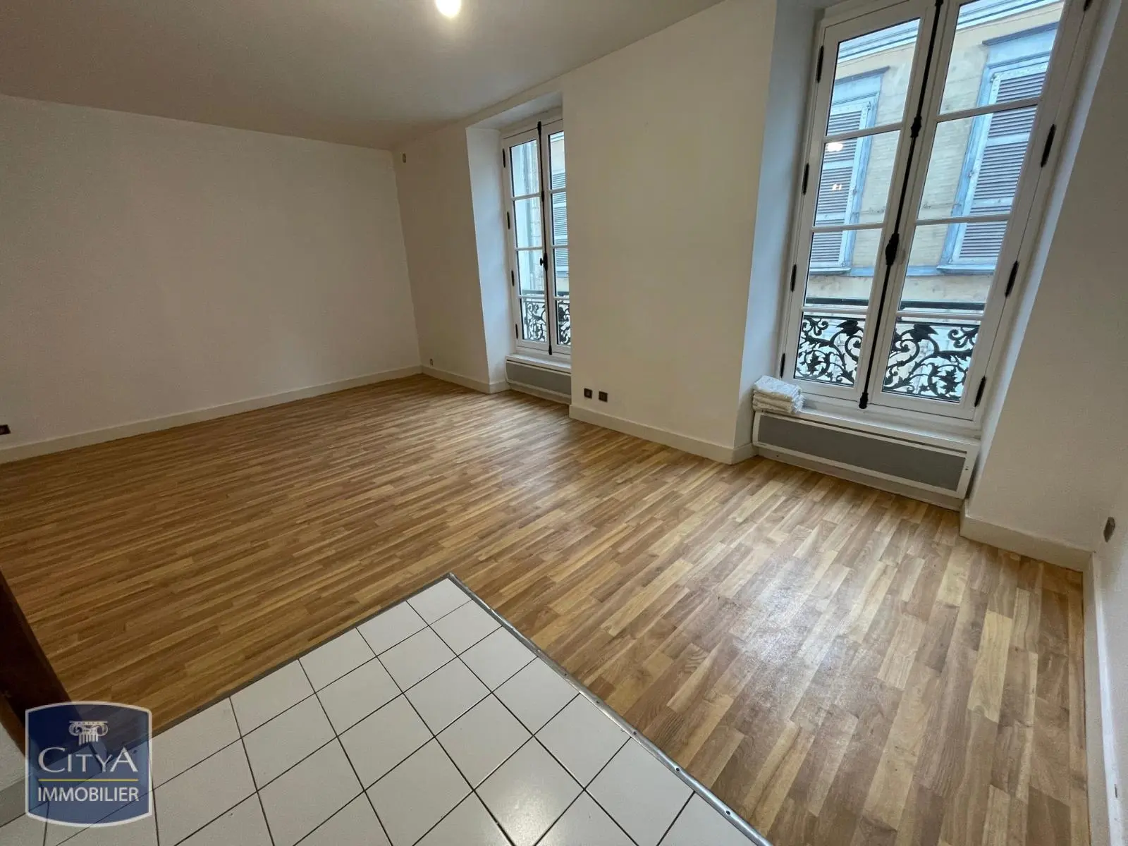 Photo 2 Appartement 1 pièce 32m²