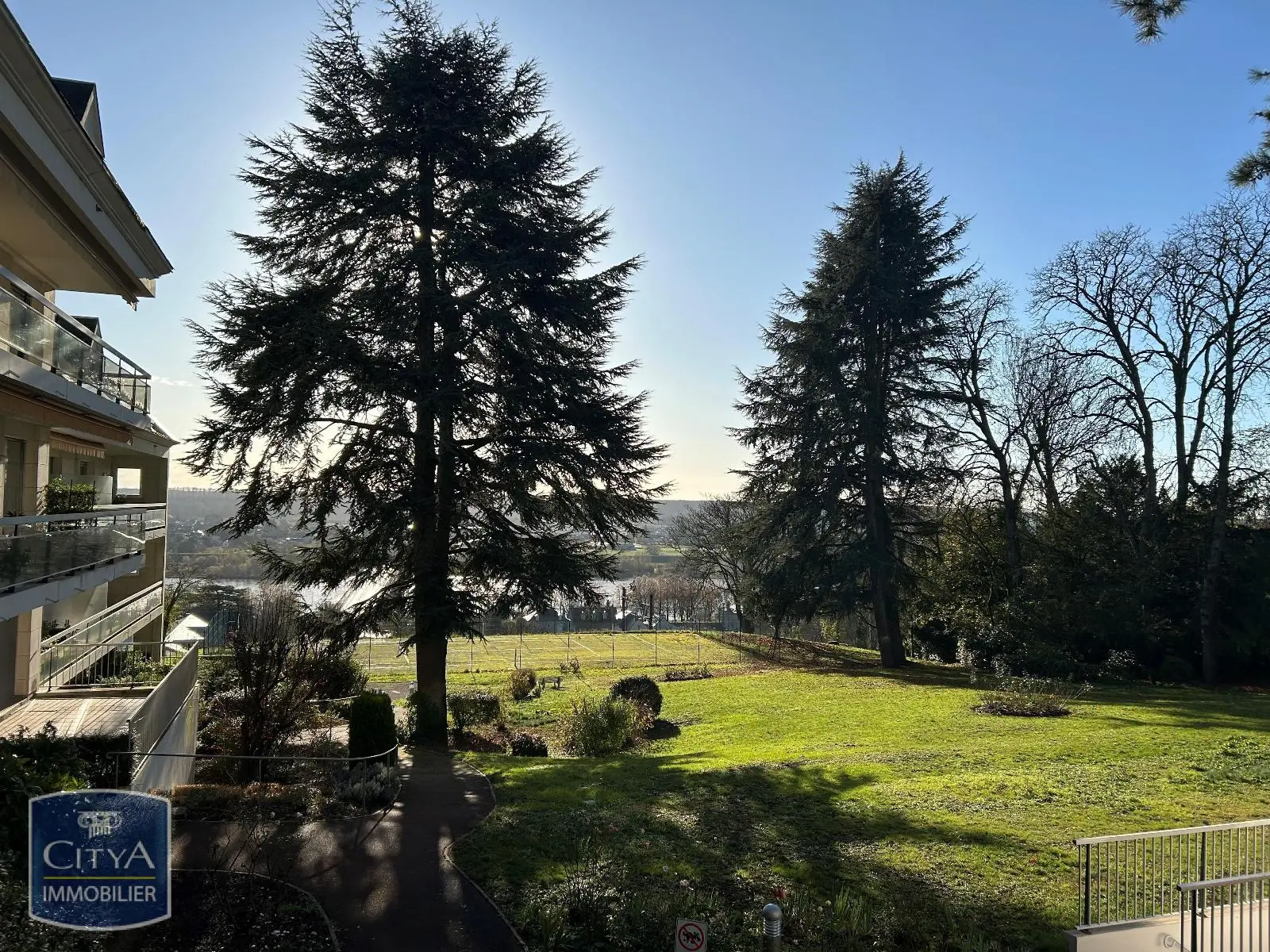 Photo 2 Appartement 5 pièces 127.95m²