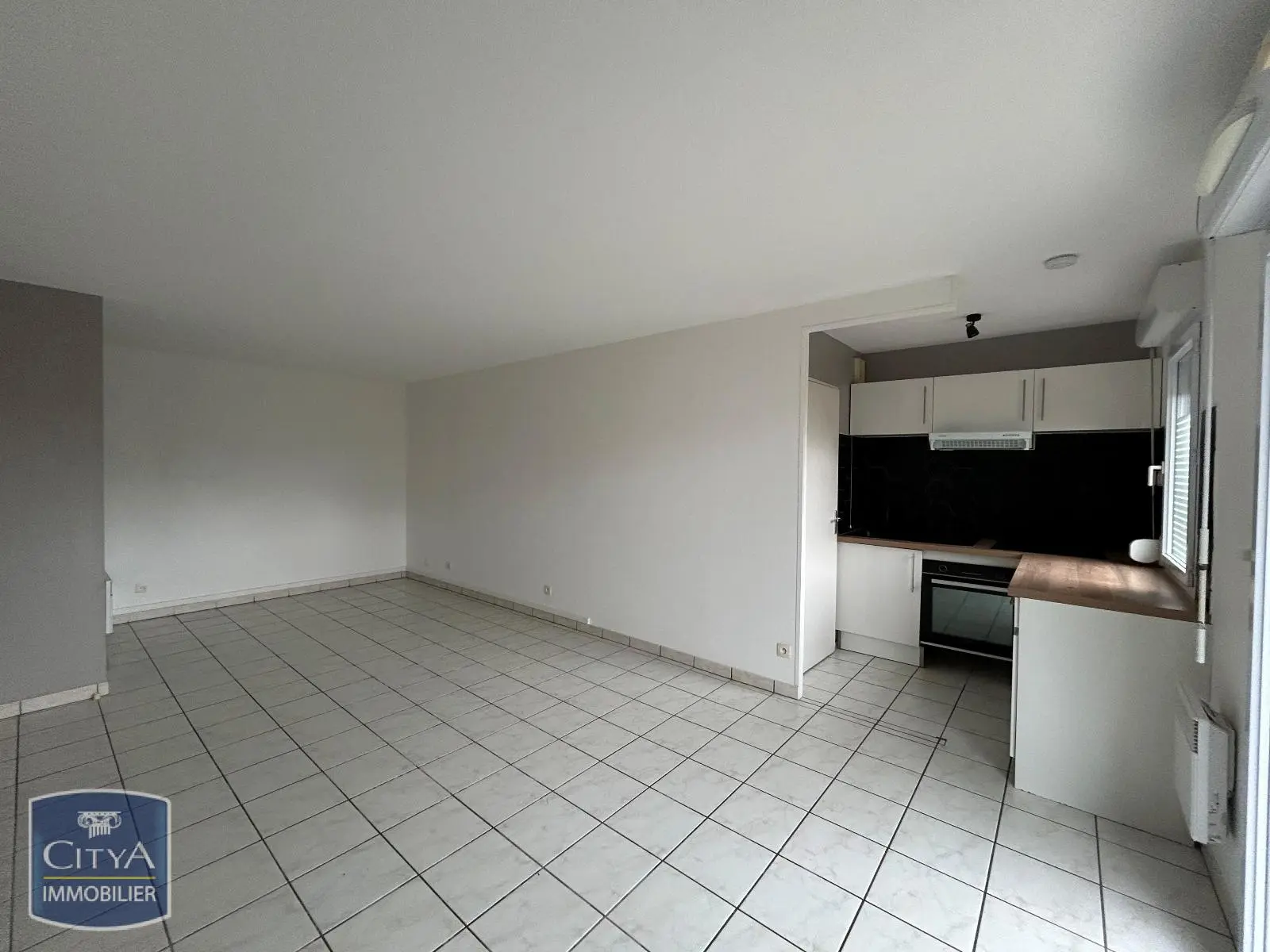 Photo 1 Appartement 2 pièces 48.28m²