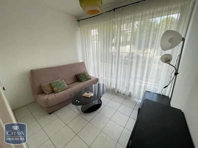Photo 1 Appartement 1 pièce 15m²