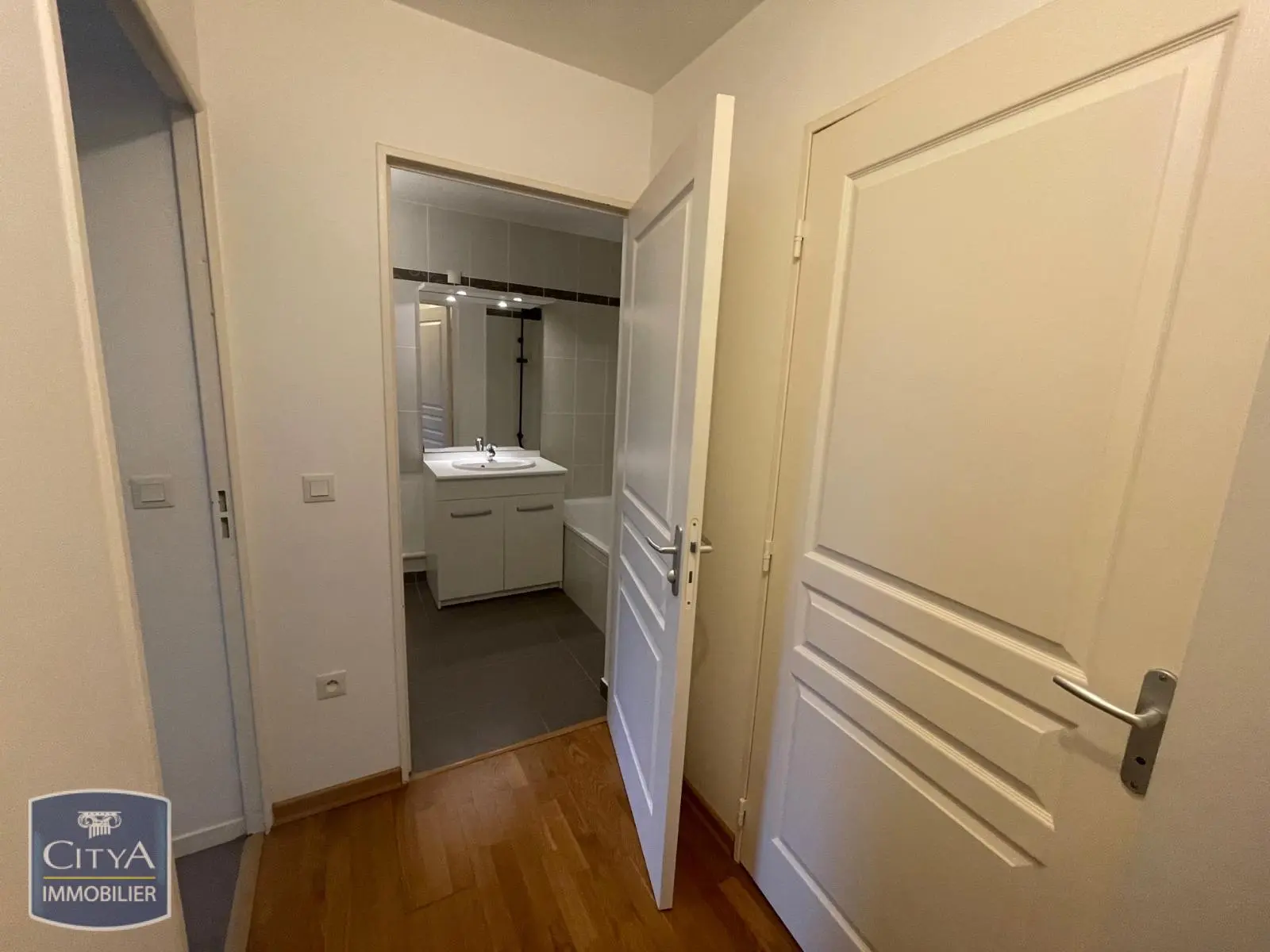Photo 7 Appartement 2 pièces 46.19m²
