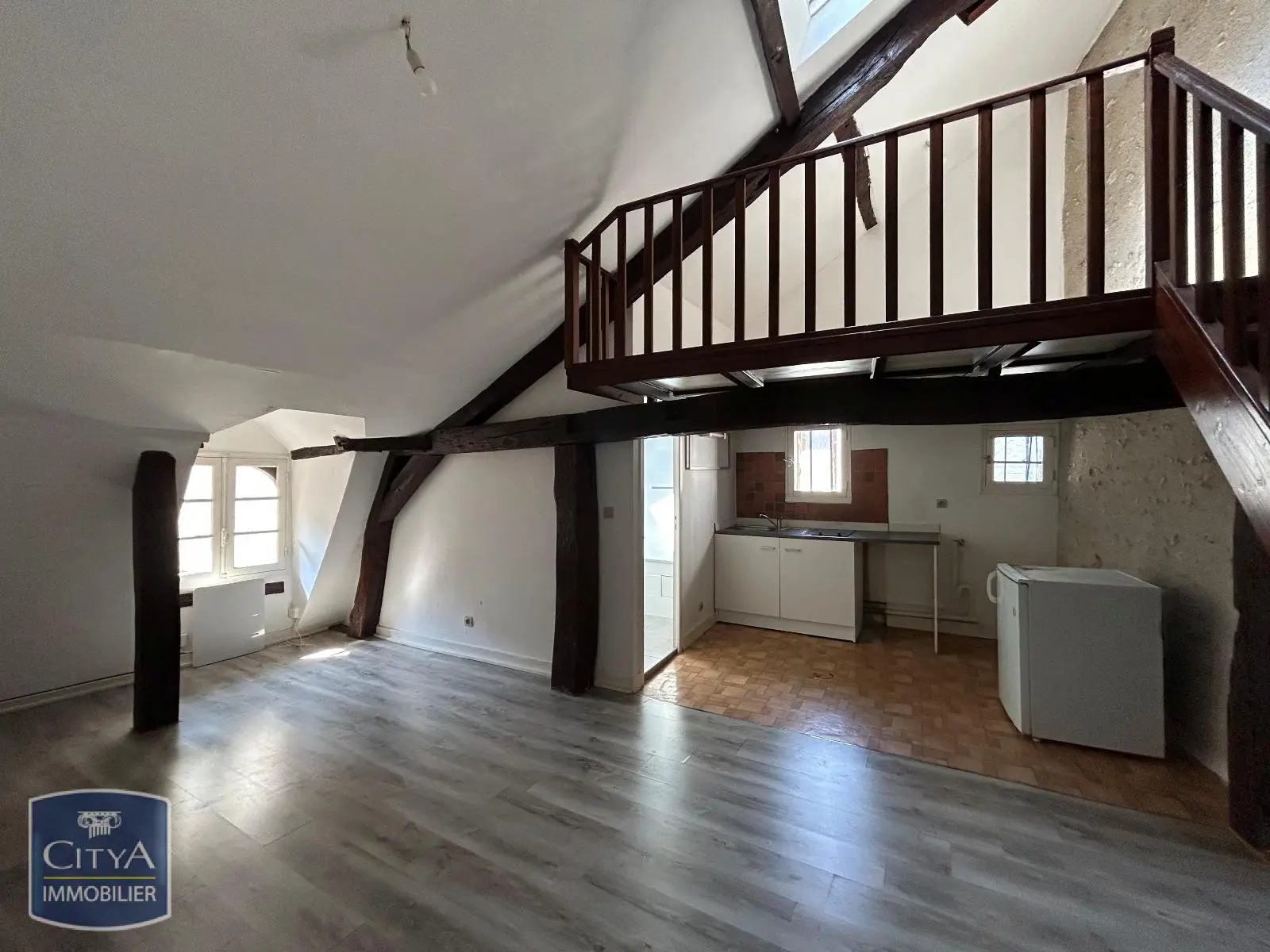 Photo 1 Appartement 1 pièce 35.76m²