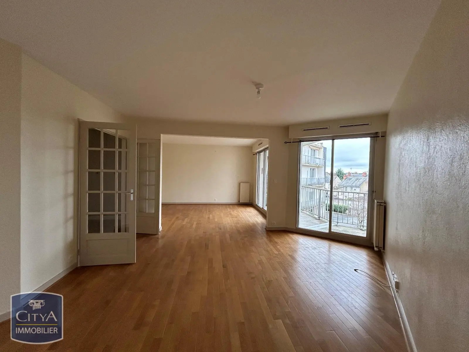 Photo 1 Appartement 4 pièces 100m²