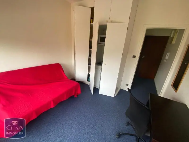 Photo 1 Appartement 1 pièce 15m²