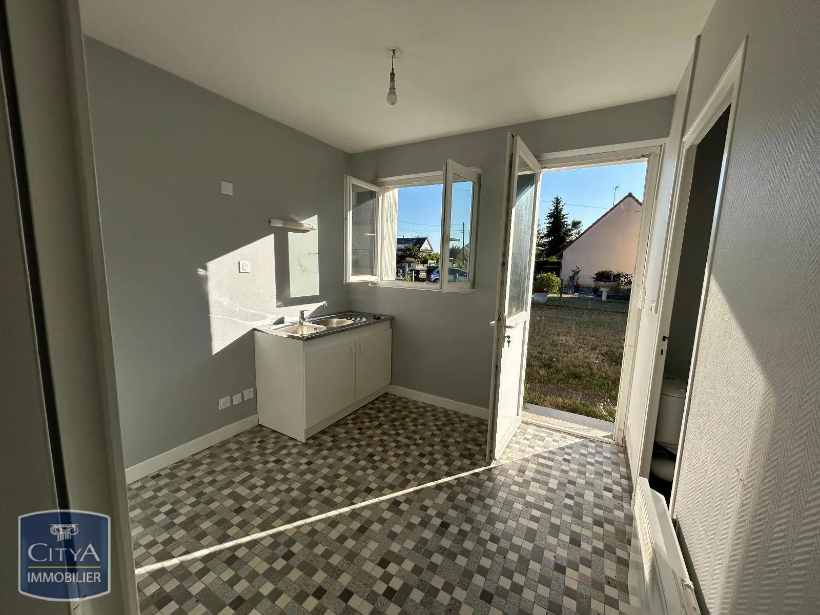 Photo 3 Appartement 1 pièce 30.27m²