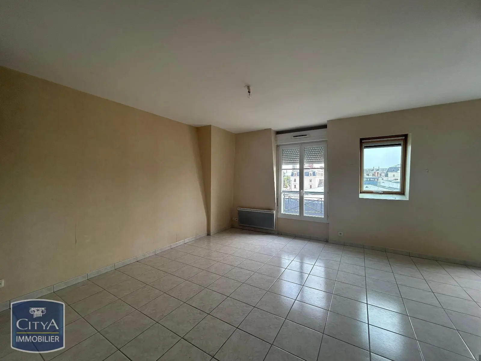 Photo 1 Appartement 1 pièce 26.68m²