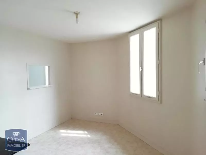 Illustration pour Appartement 2 pièces 34m² Photo Appartement 2 pièces 34m²