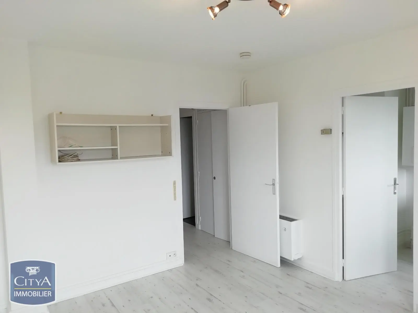 Photo 3 Appartement 1 pièce 23.71m²