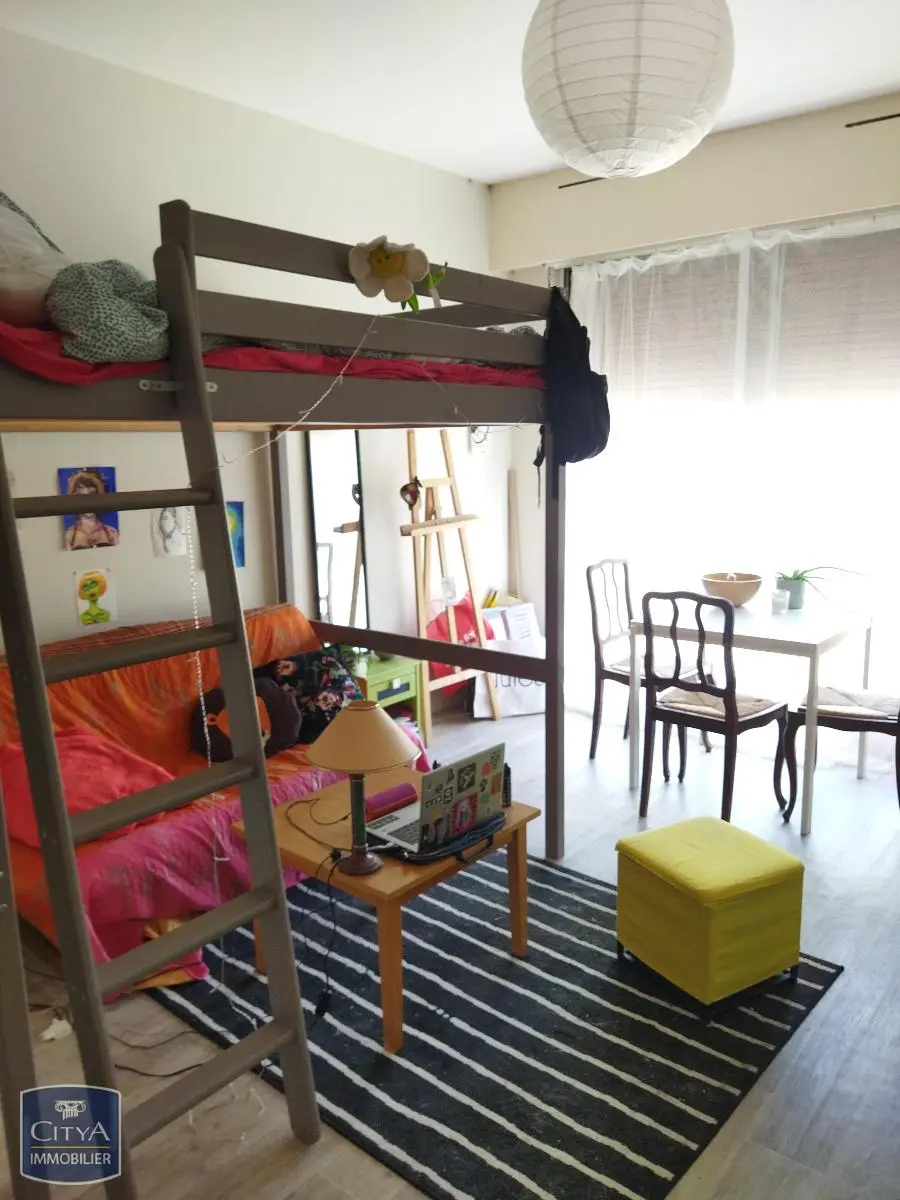 Photo 3 Appartement 1 pièce 24.5m²