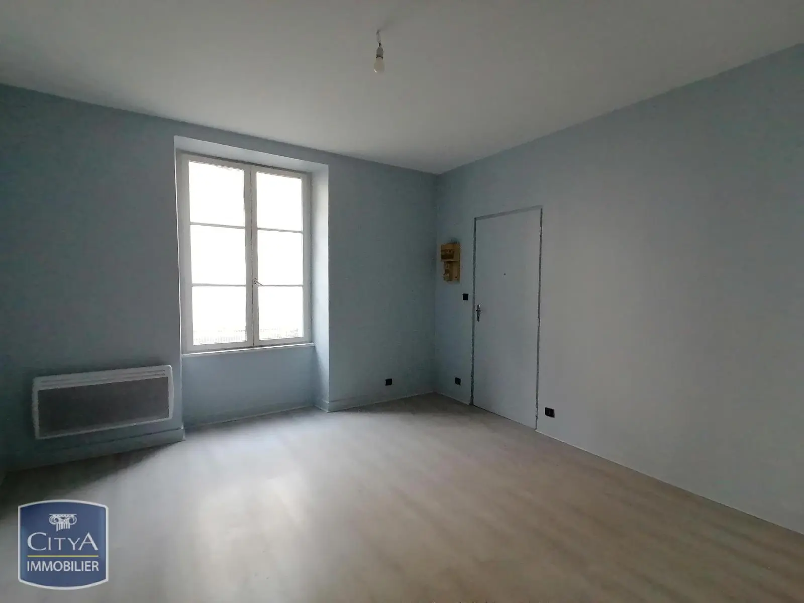 Photo 1 Appartement 1 pièce 21.7m²