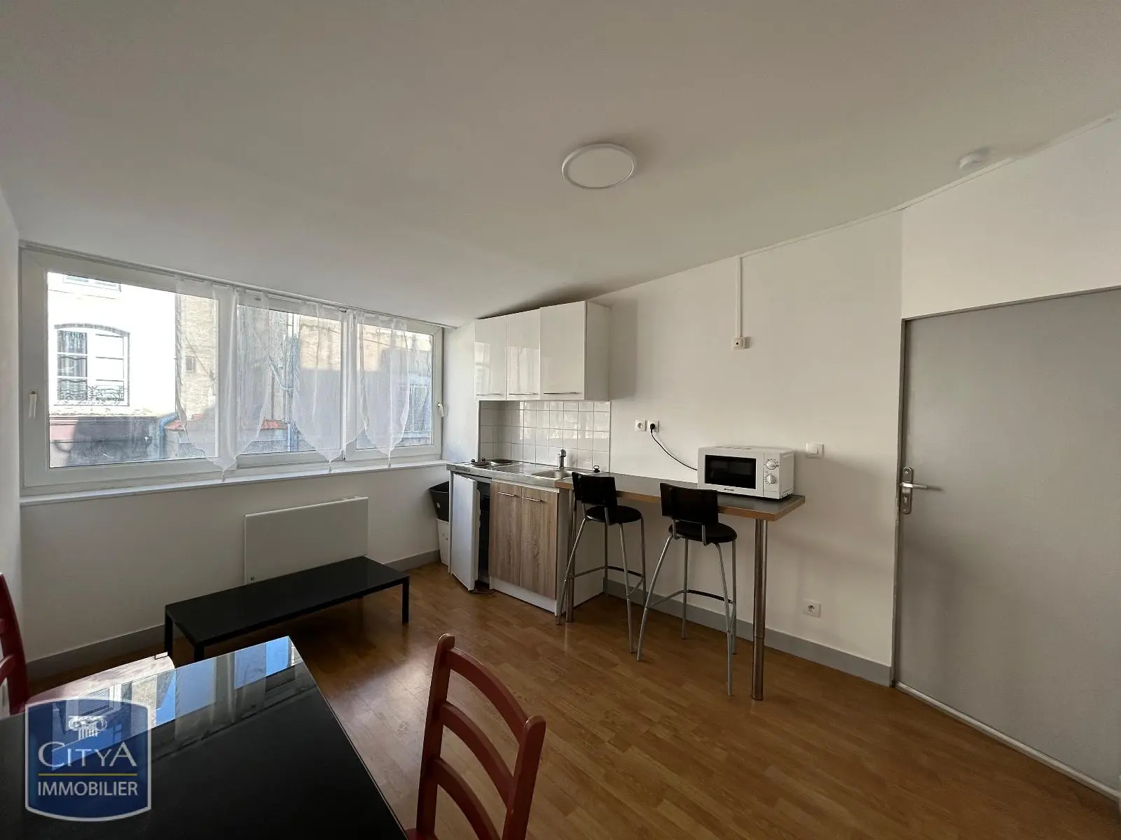 Photo 3 Appartement 2 pièces 27m²
