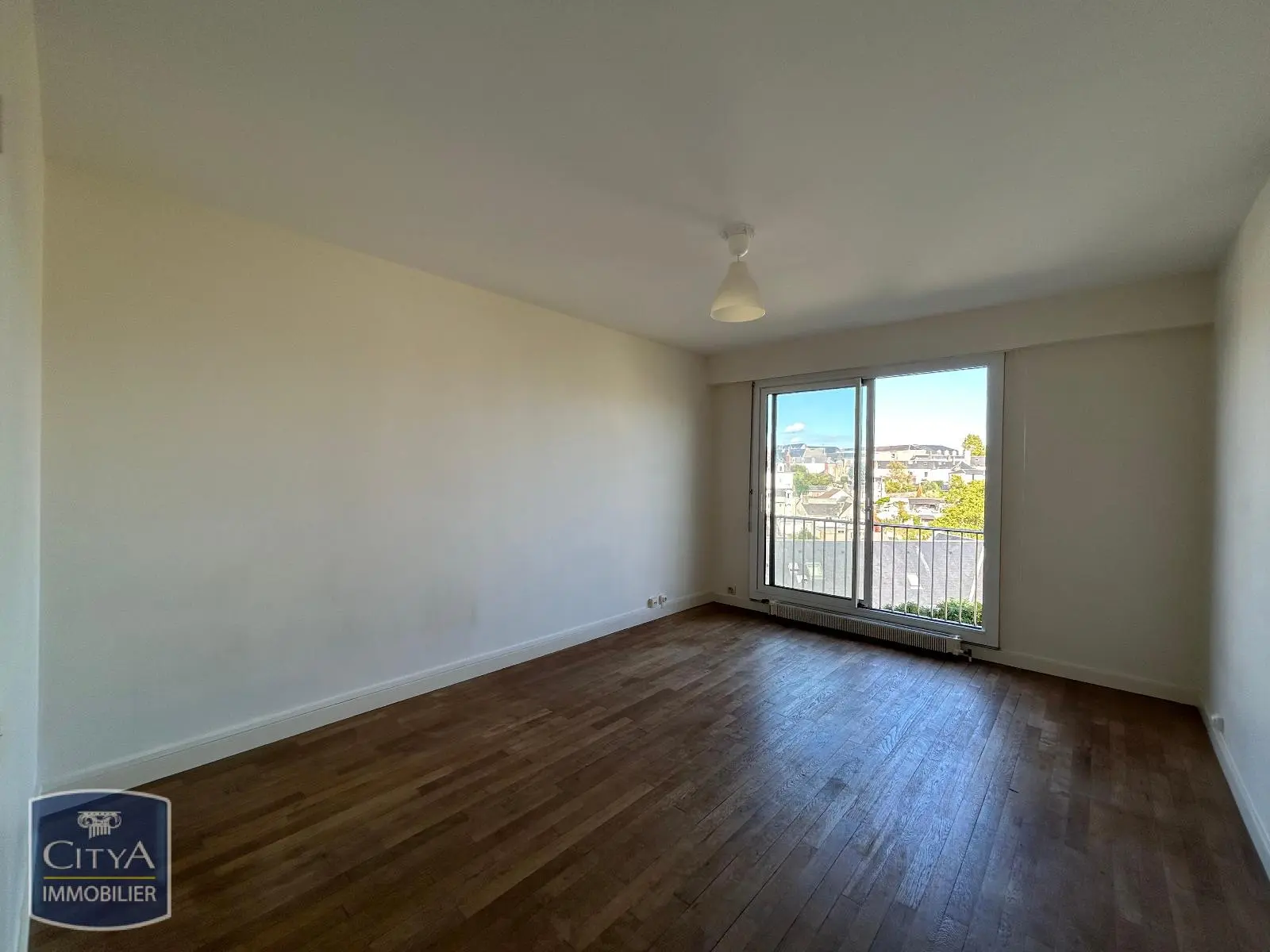 Photo 2 Appartement 1 pièce 35.71m²