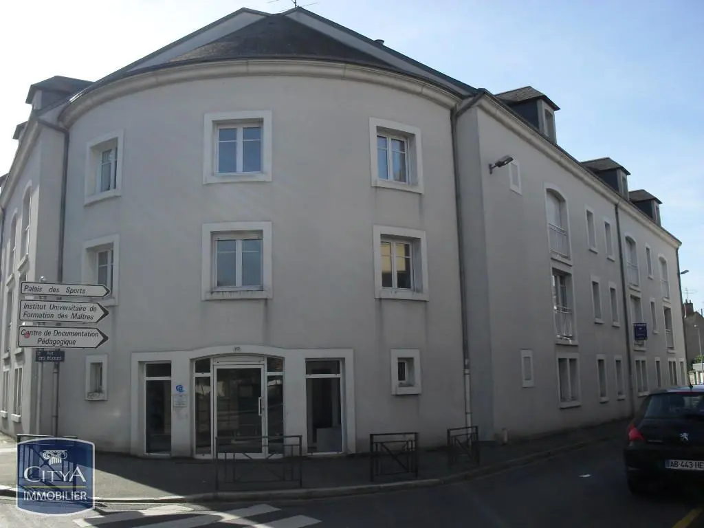 Photo 1 Appartement 1 pièce 31m²