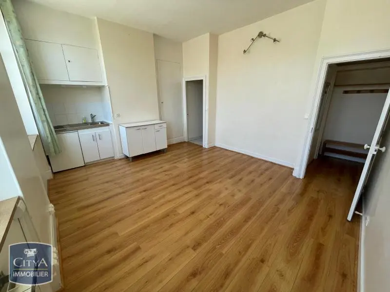 Photo 4 Appartement 1 pièce 32m²
