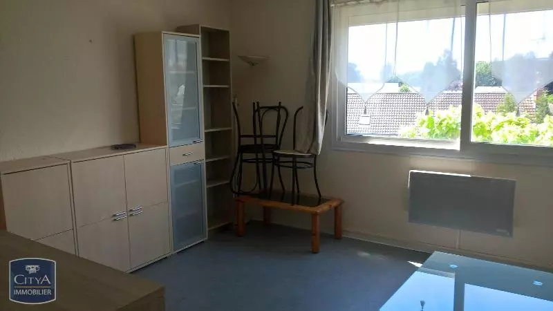 Illustration pour Appartement 1 pièce 18m² Photo Appartement 1 pièce 18m²
