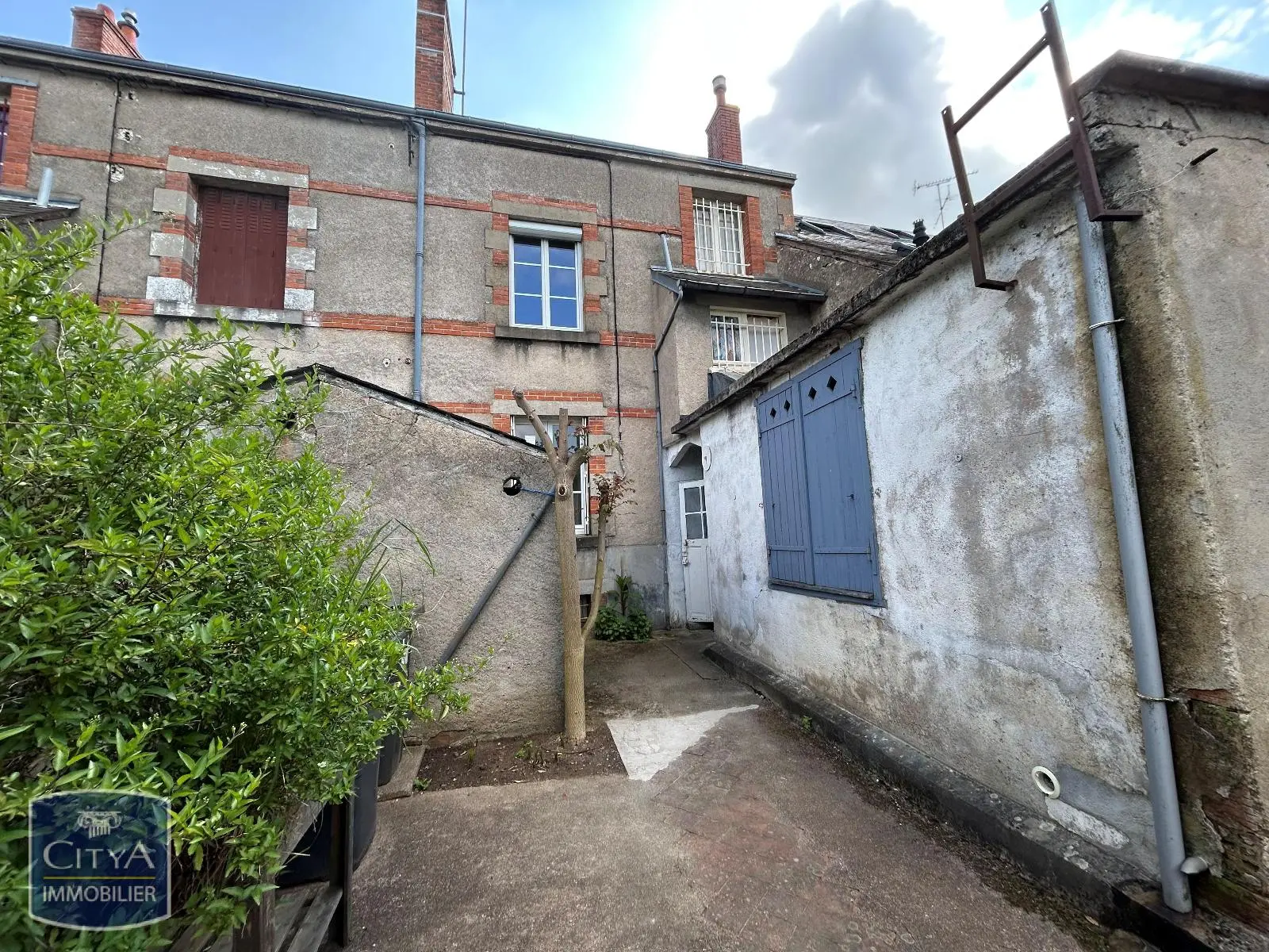 Photo 1 Maison 5 pièces 95m²