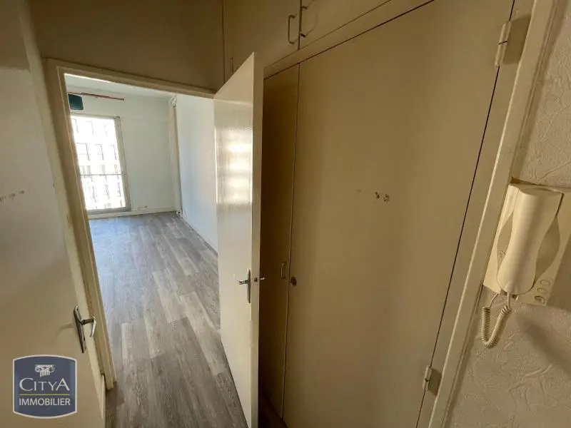 Photo 7 Appartement 1 pièce 24.19m²