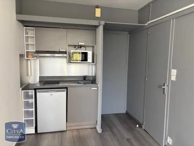 Photo 2 Appartement 1 pièce 25.83m²