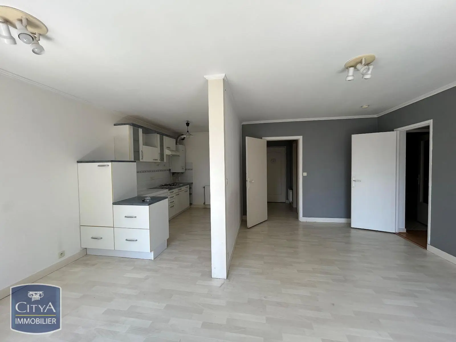 Photo 2 Appartement 2 pièces 58.42m²