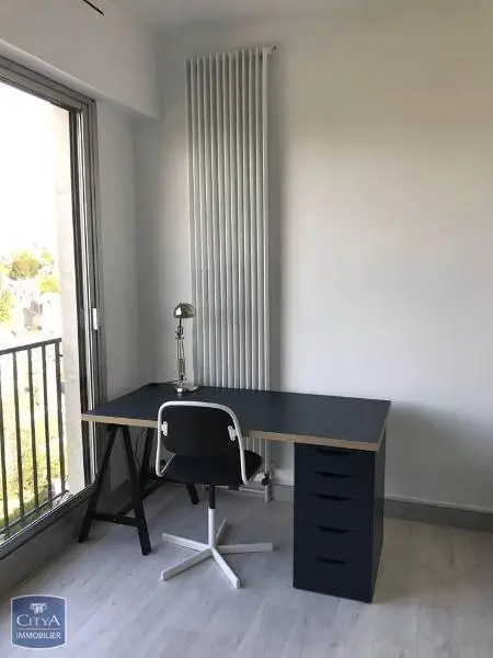 Photo 2 Appartement 1 pièce 19.82m²