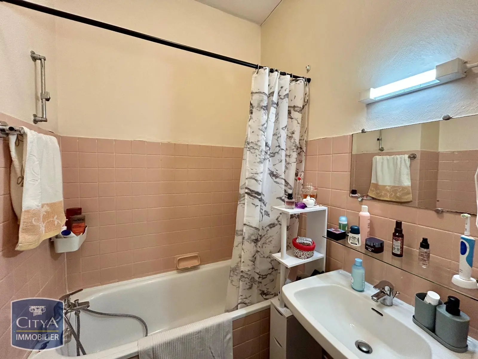 Photo 3 Appartement 1 pièce 24.61m²