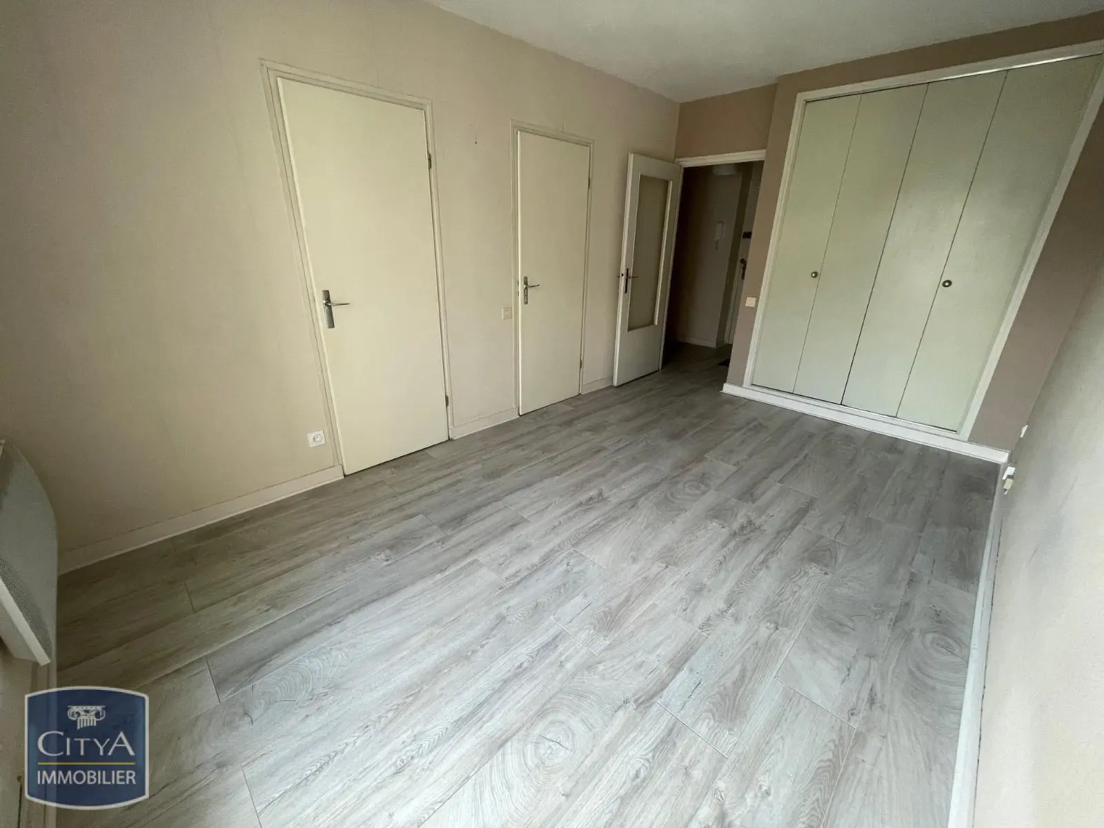 Photo 2 Appartement 1 pièce 25.75m²