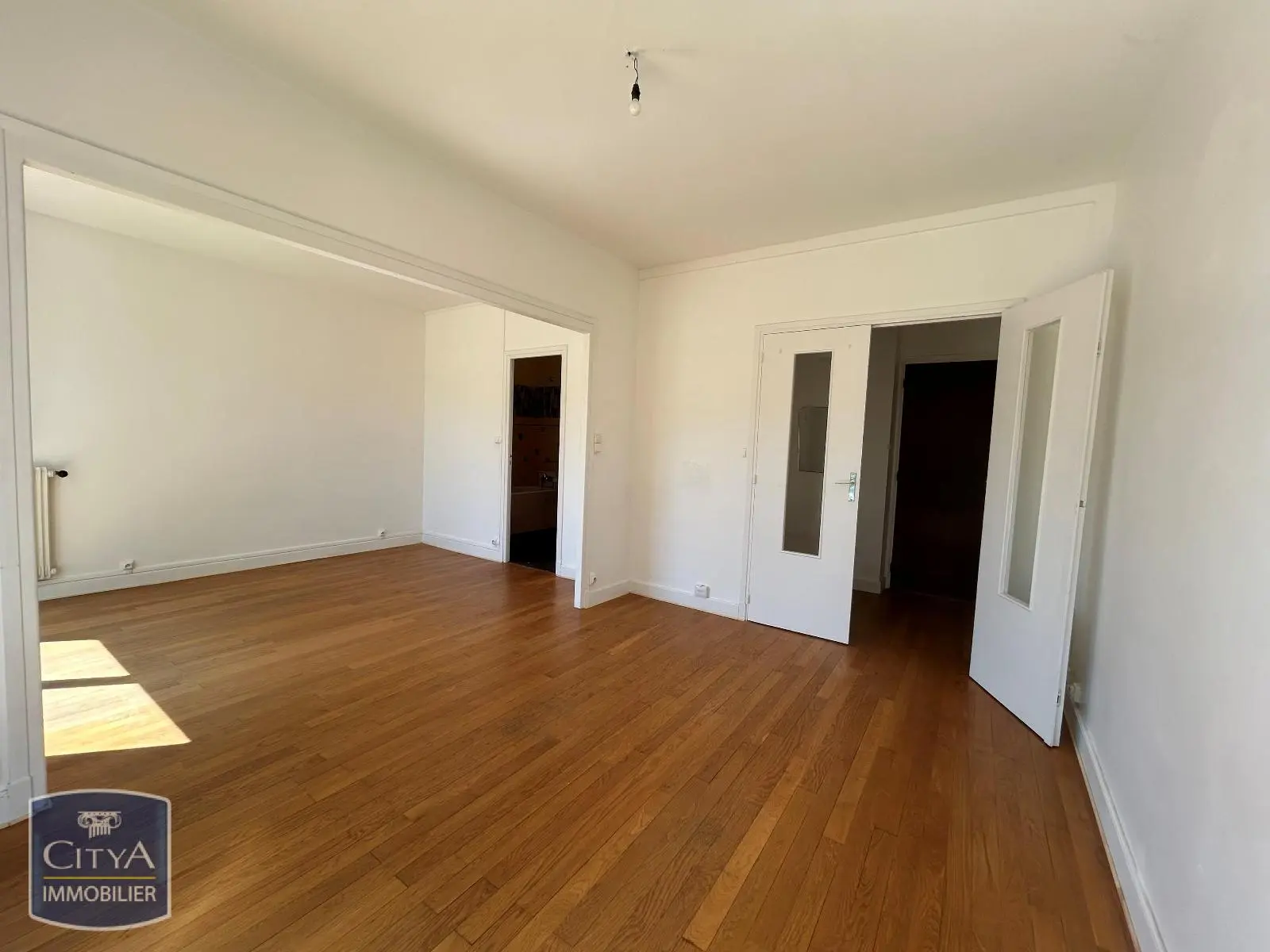 Photo 2 Appartement 1 pièce 40.2m²