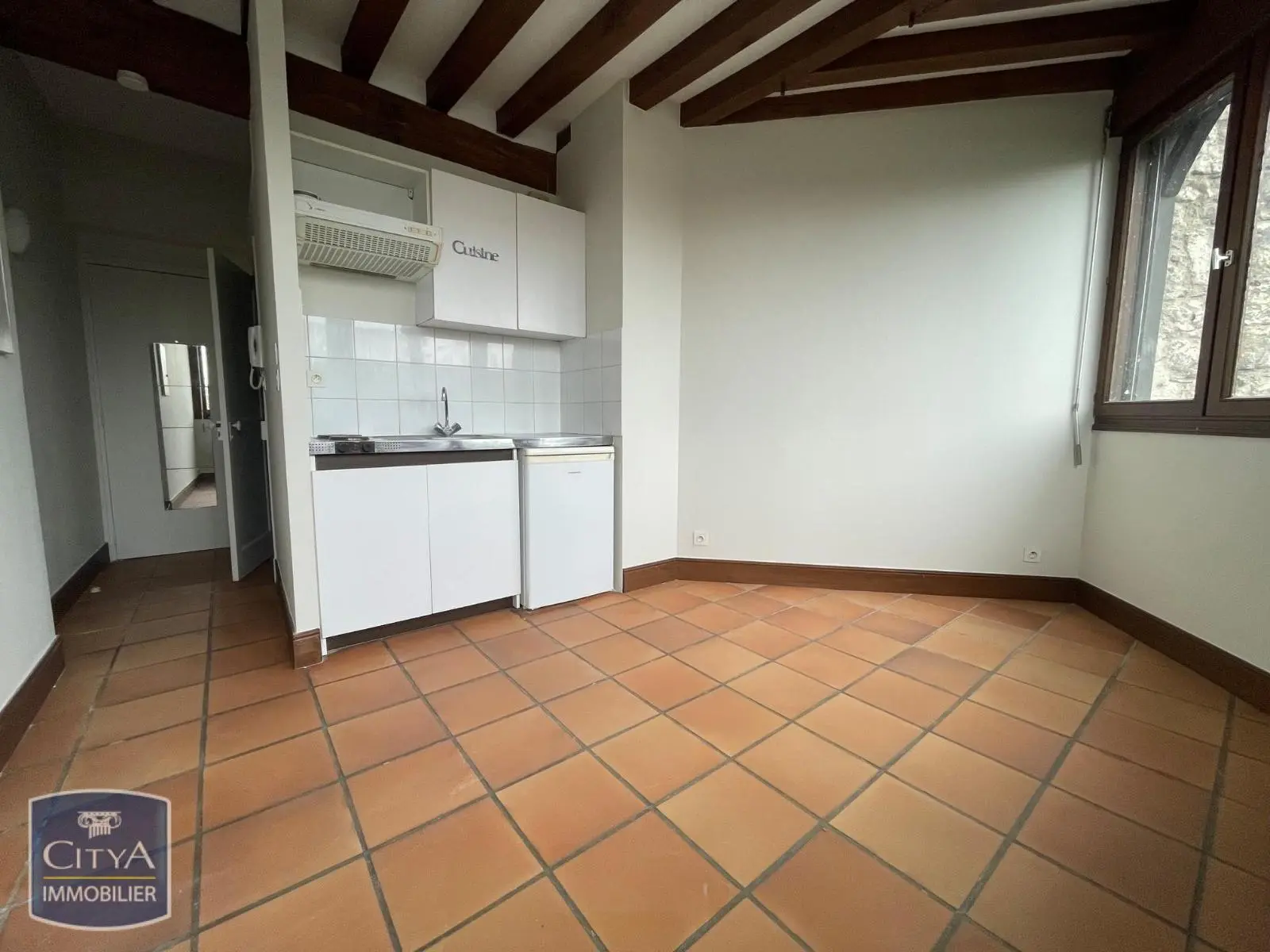 Photo 2 Appartement 1 pièce 15.16m²