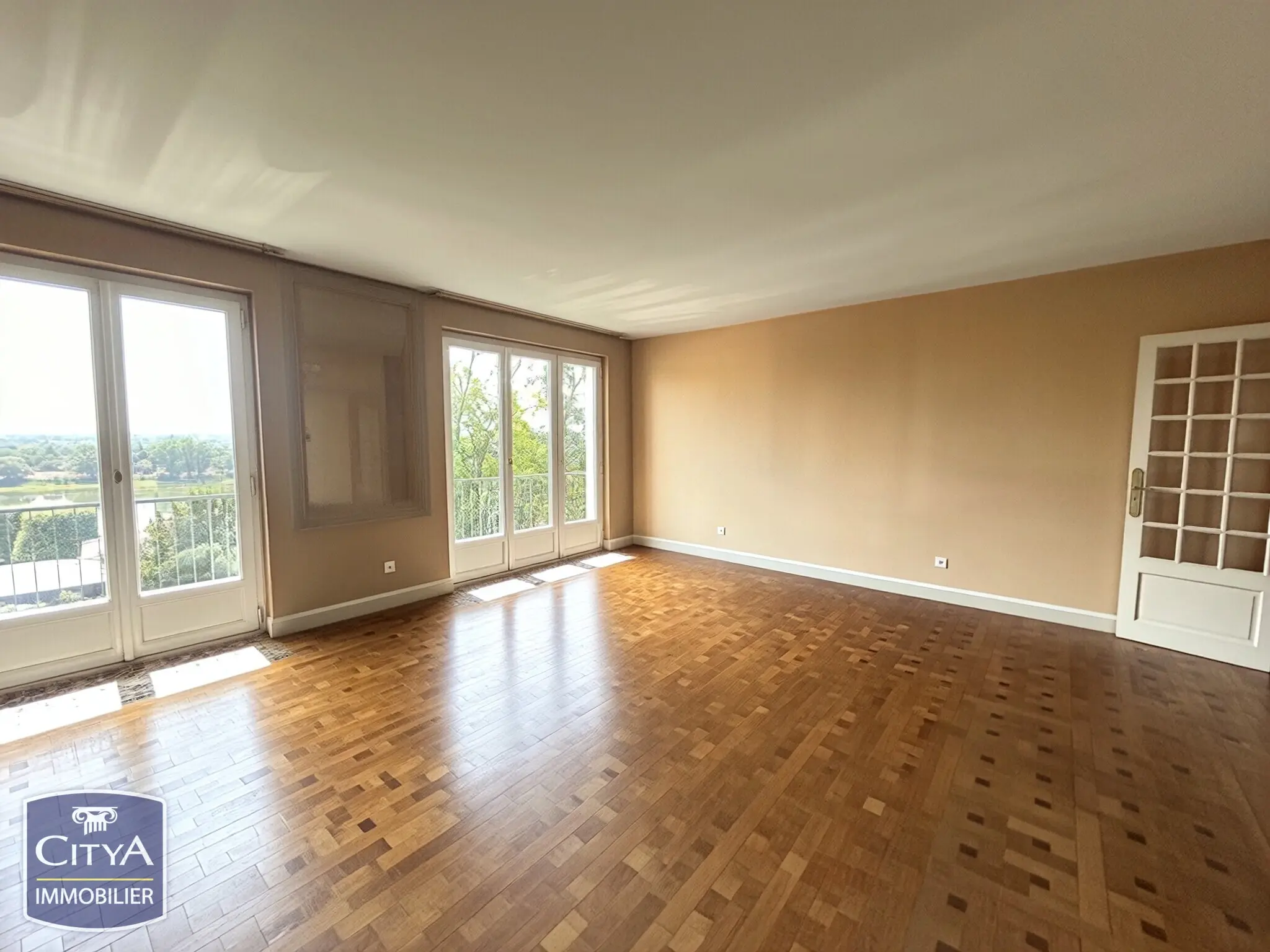 Photo 2 Appartement 4 pièces 87.39m²
