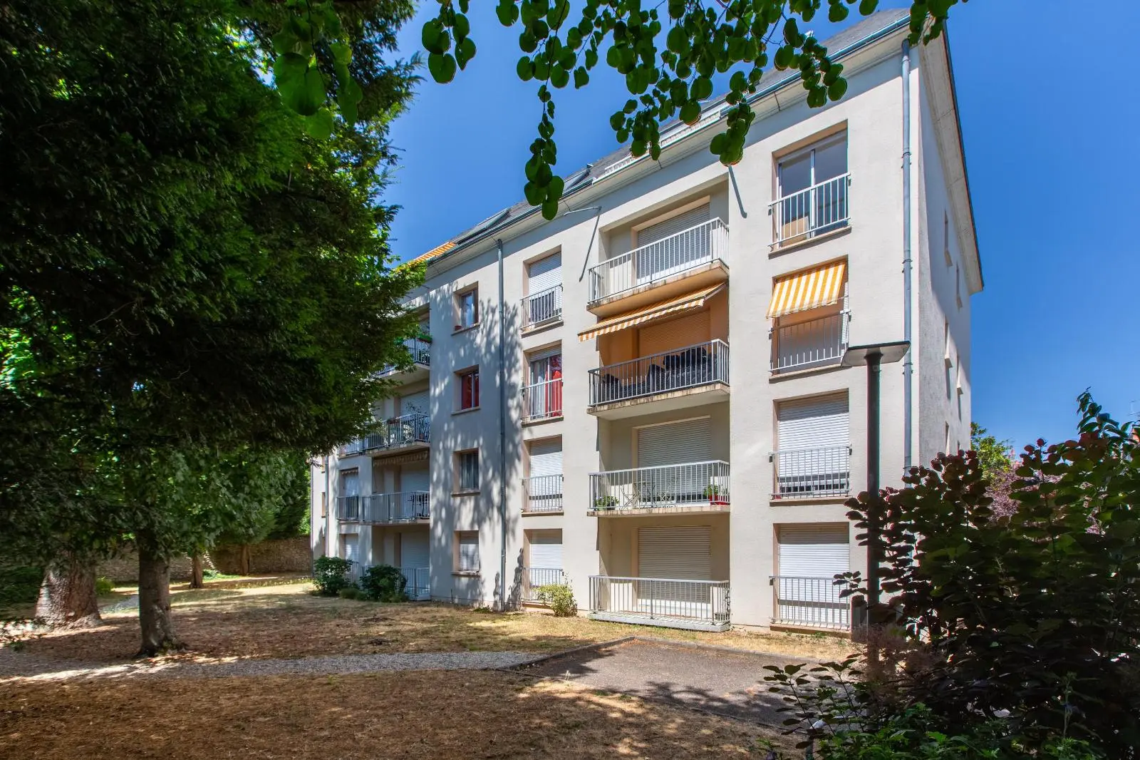 Photo 7 Appartement 1 pièce 27.46m²