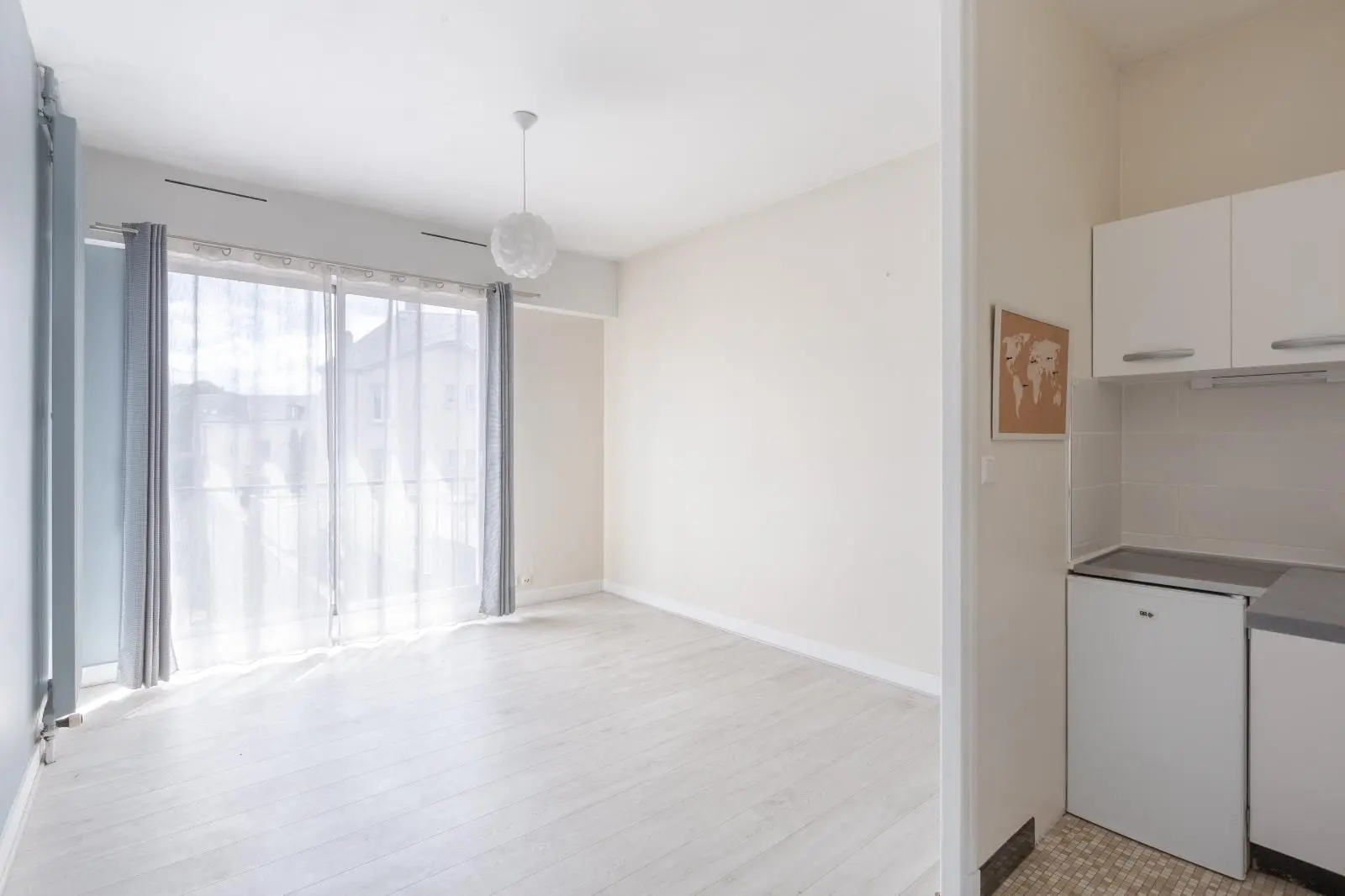 Photo 3 Appartement 1 pièce 24.46m²