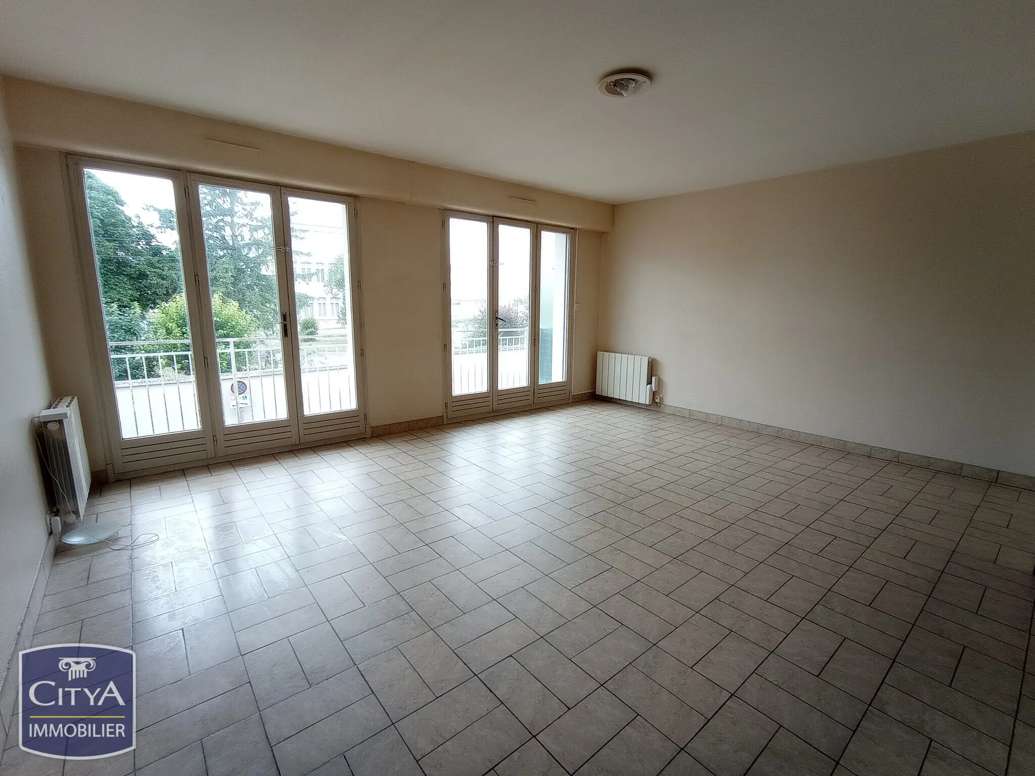 Photo 1 Appartement 4 pièces 81.74m²