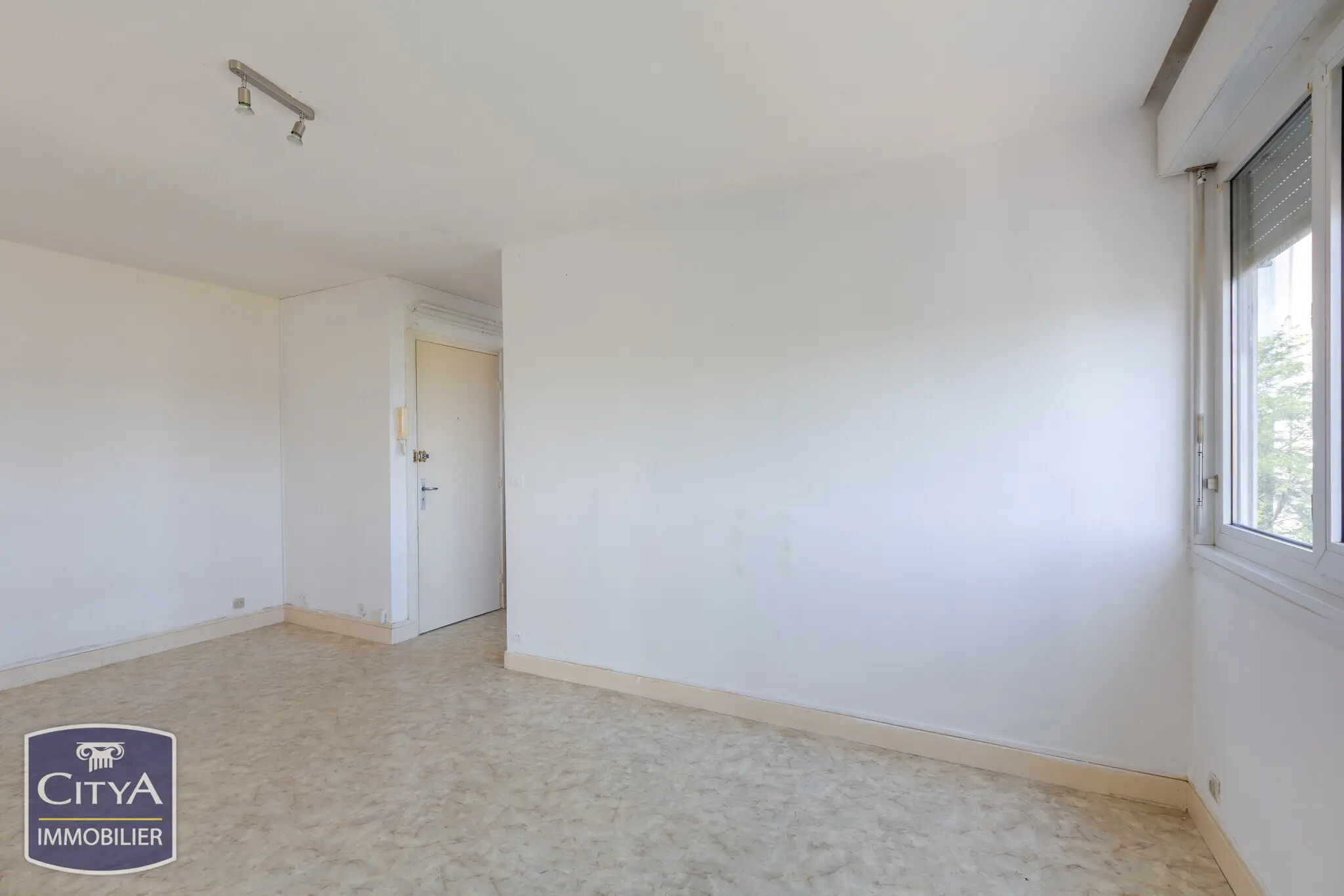 Photo 2 Appartement 3 pièces 55.49m²