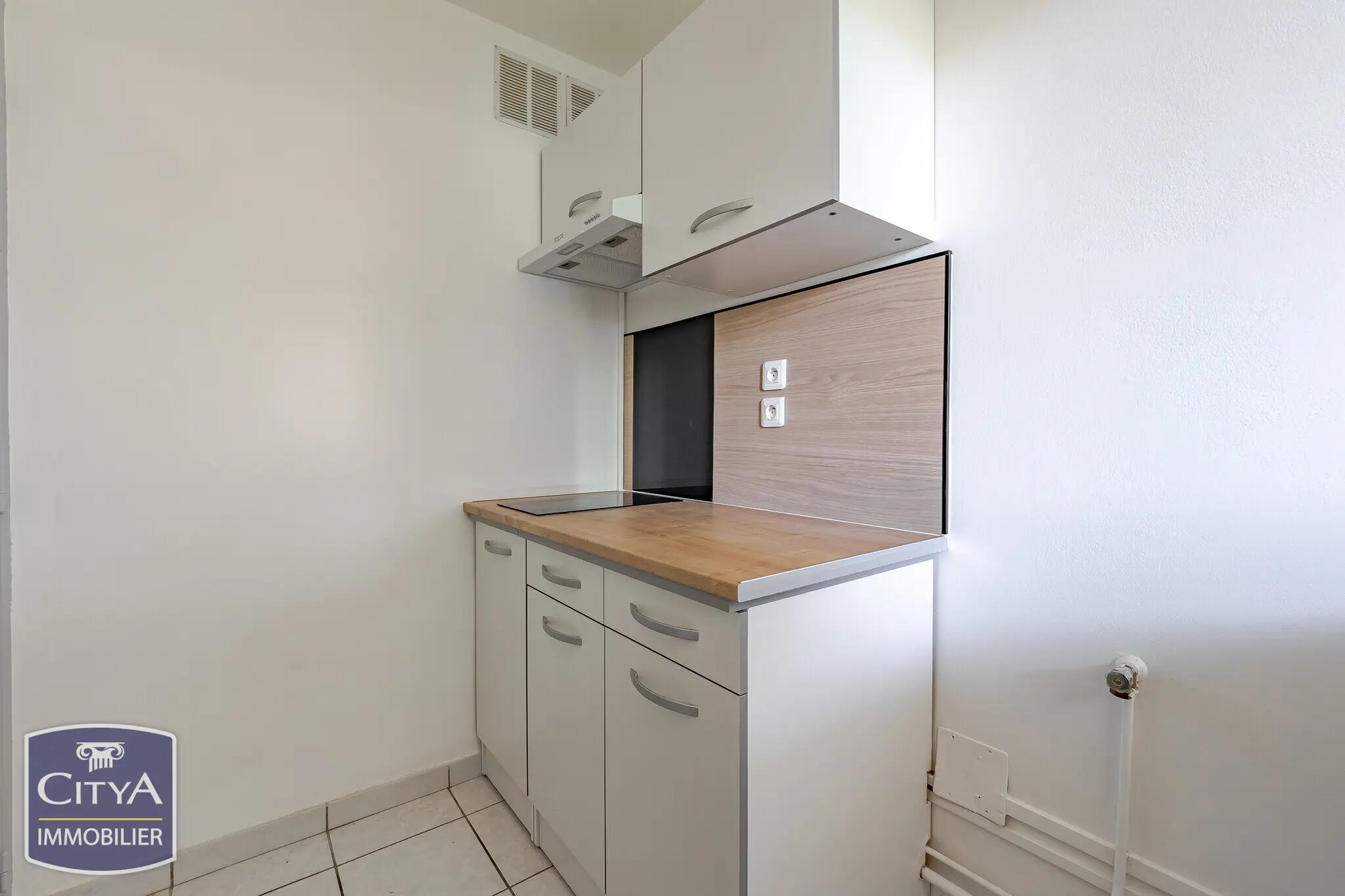 Photo 5 Appartement 1 pièce 27.96m²