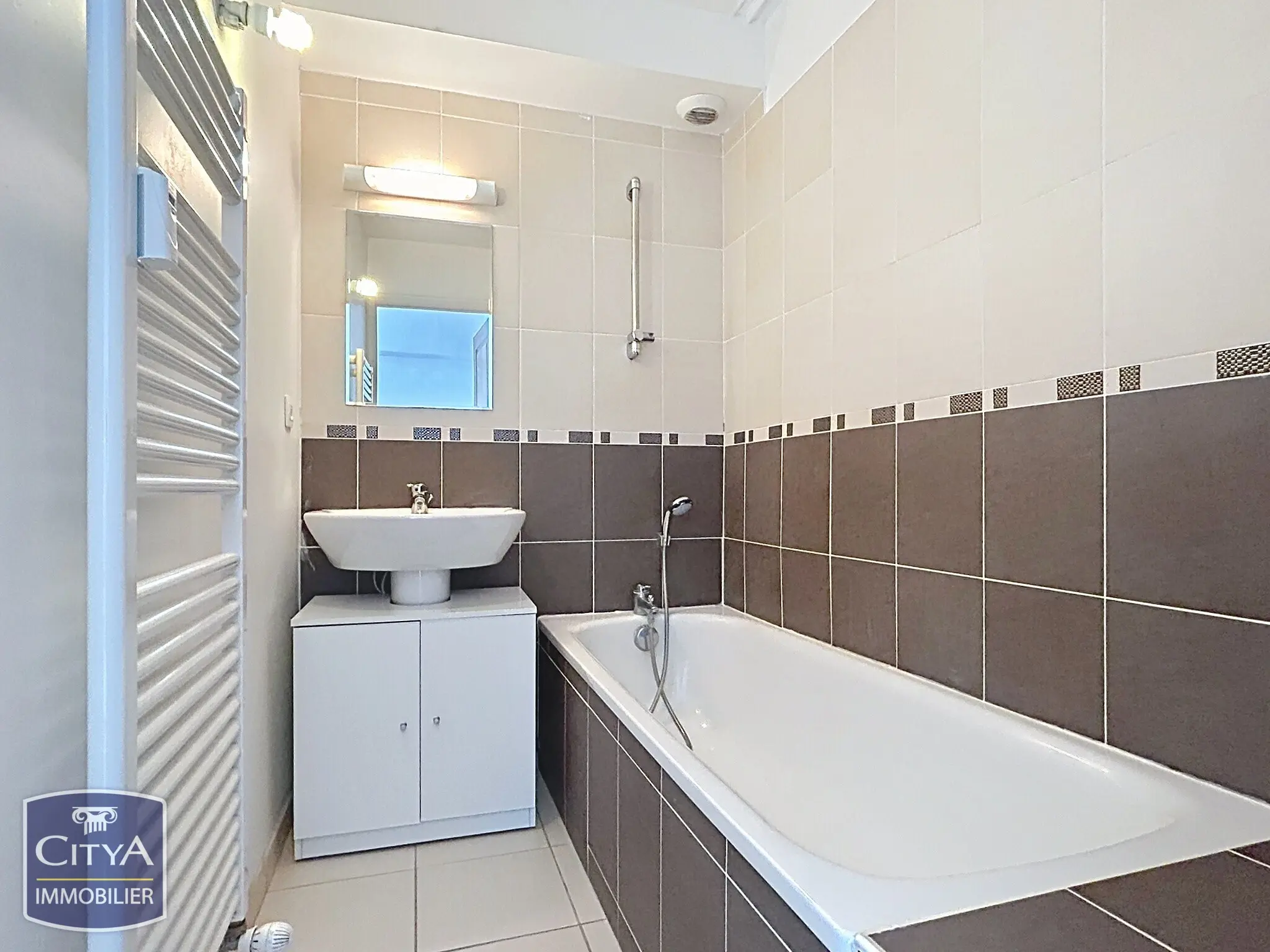 Photo 8 appartement Blois