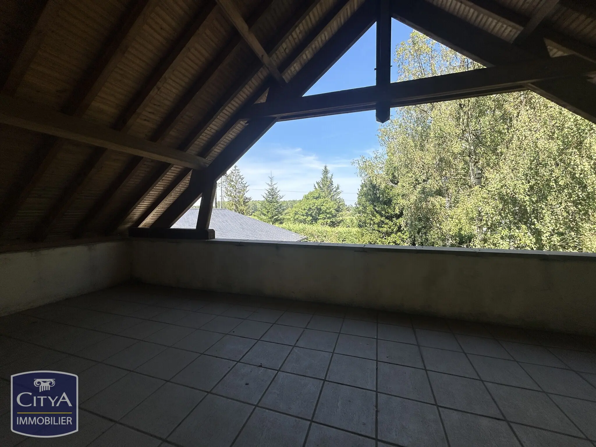 Photo 22 Maison 8 pièces 215m²