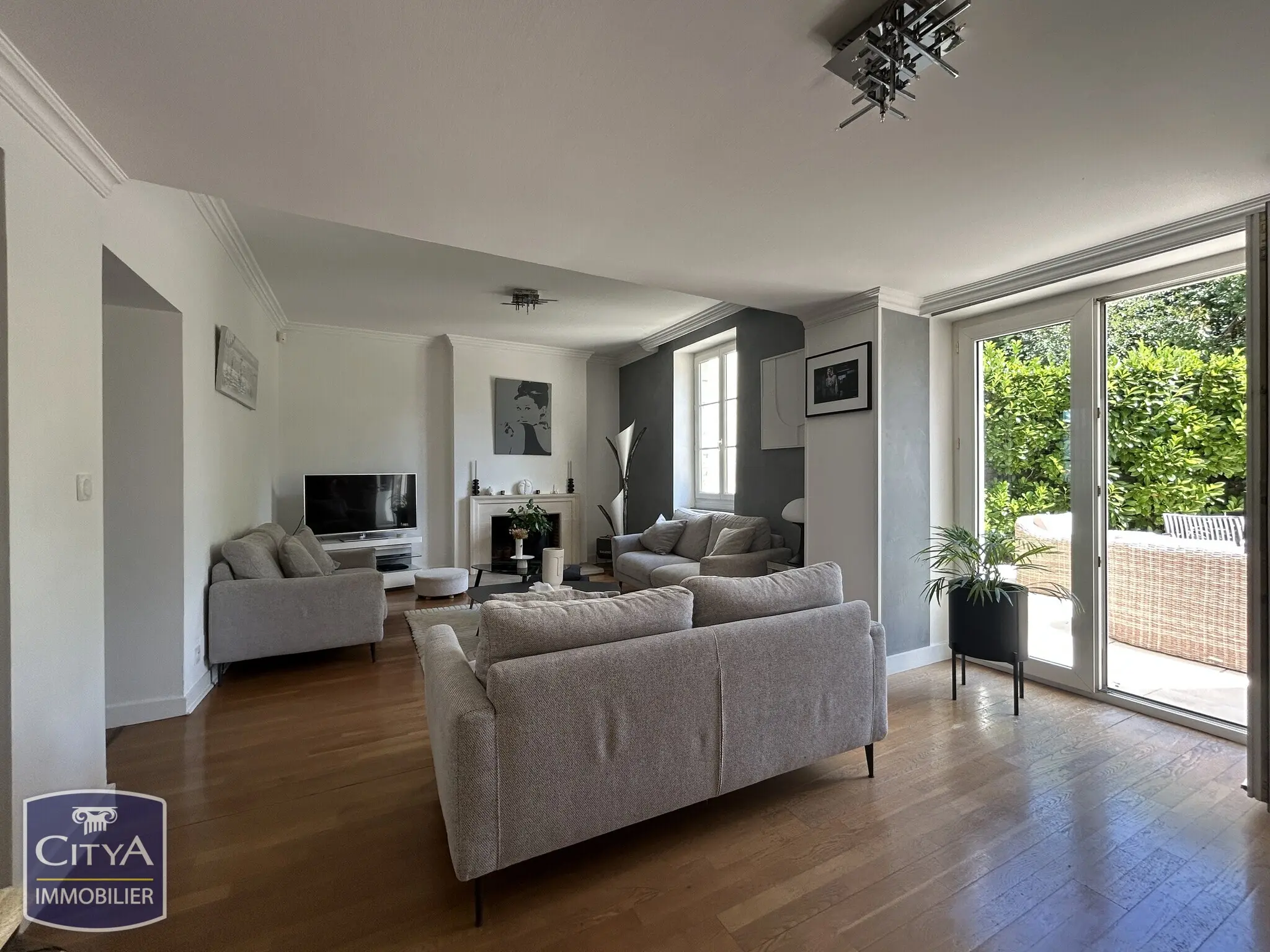 Photo 8 Maison 5 pièces 207m²