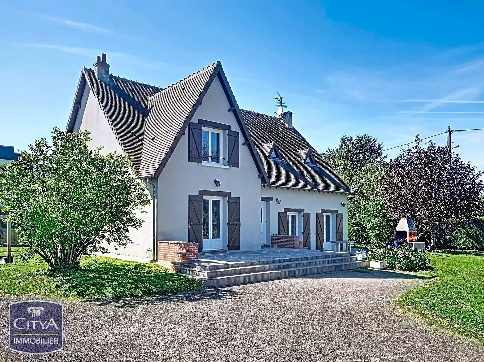 Photo 1 Maison 7 pièces 176m²