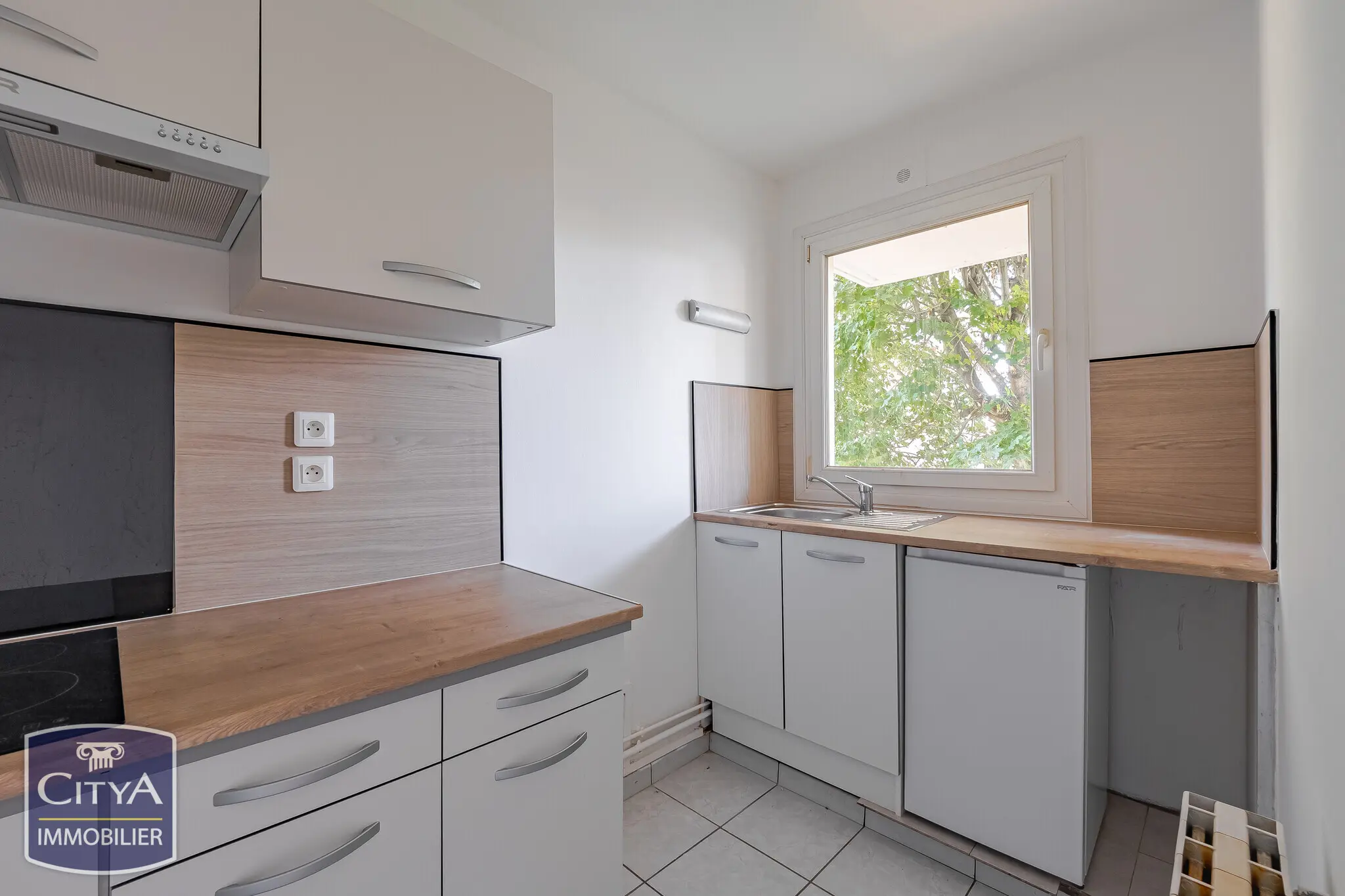 Photo 4 Appartement 1 pièce 27.96m²