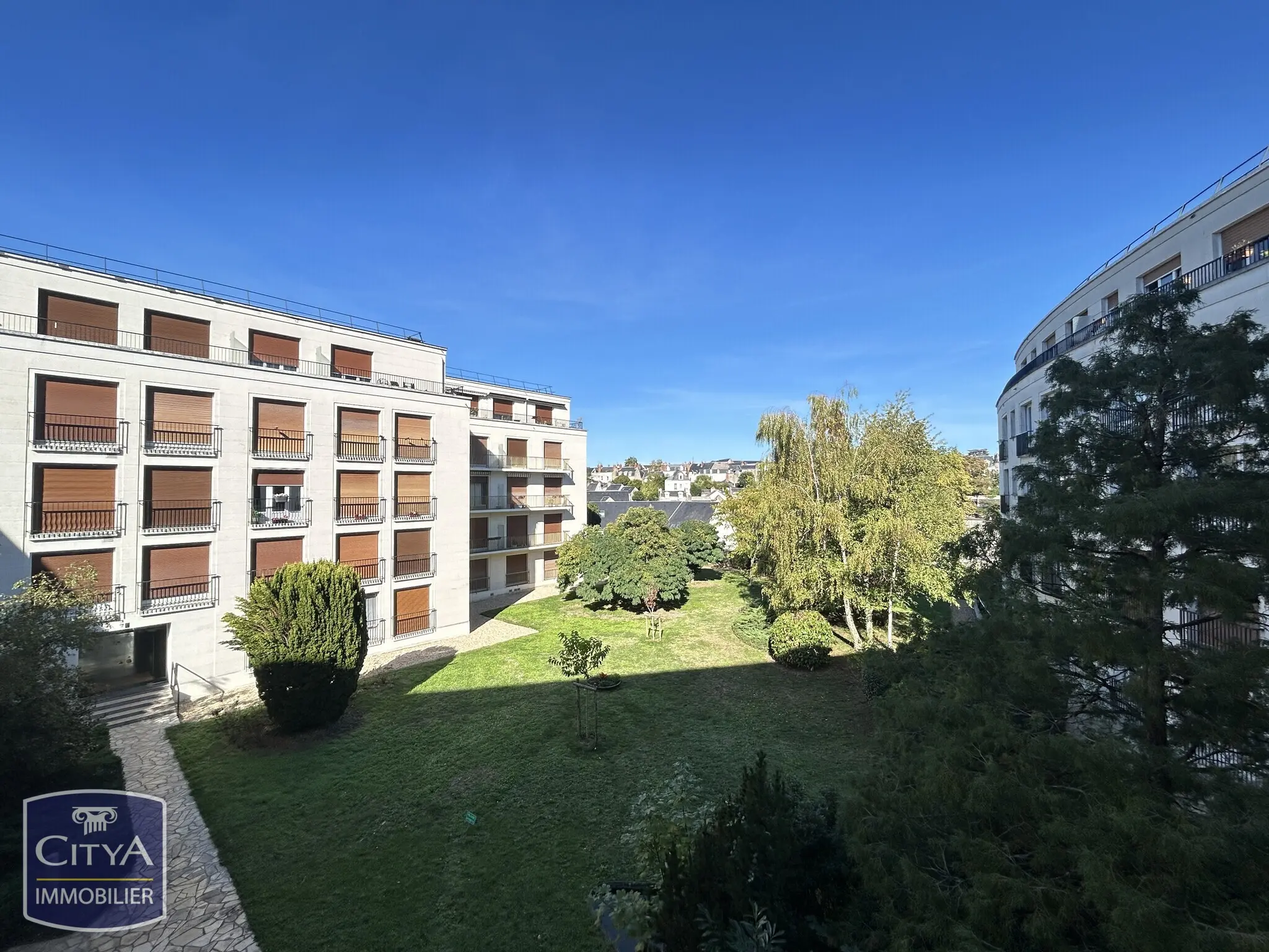 Photo 10 Appartement 4 pièces 94m²