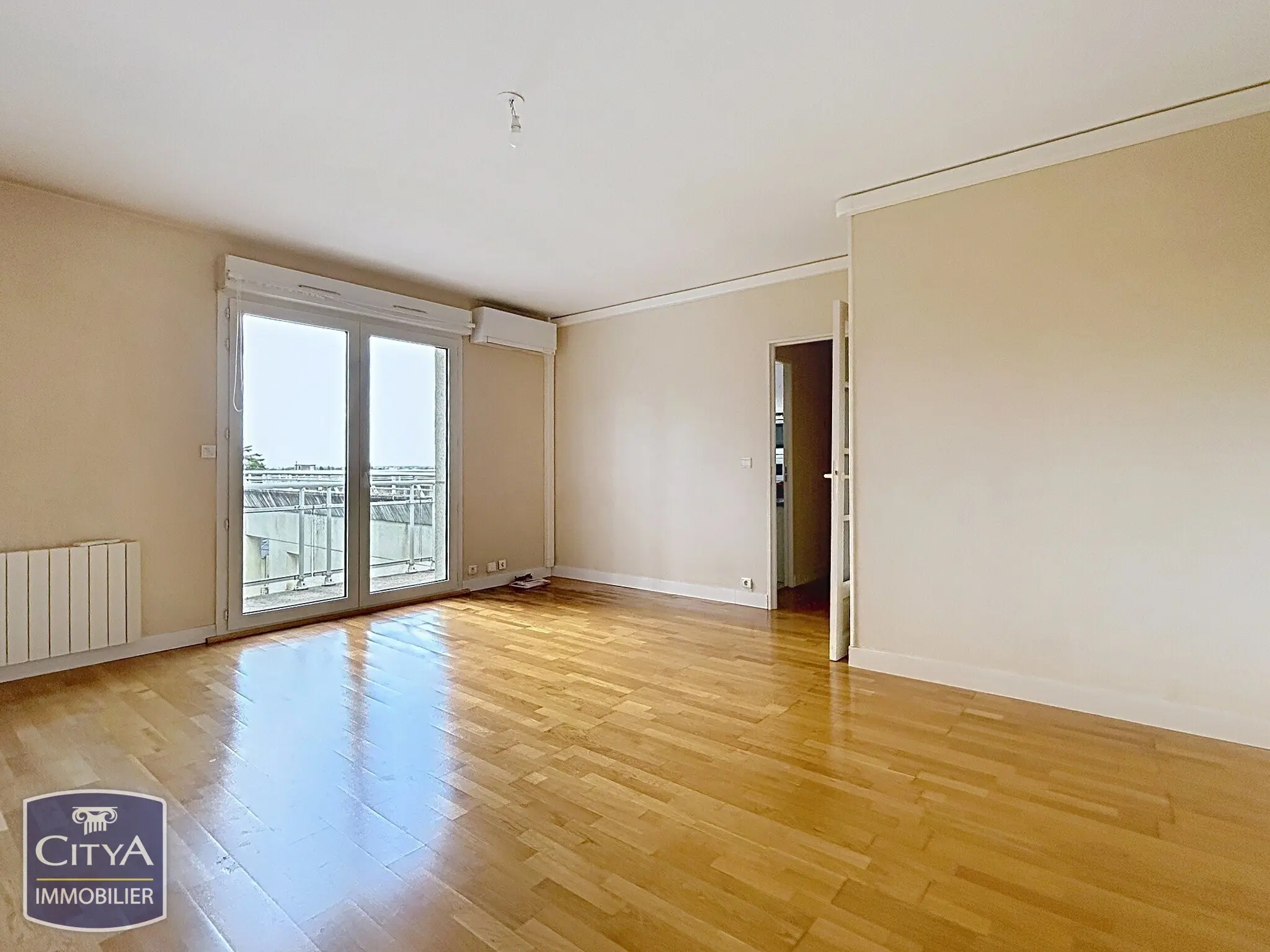 Photo 1 Appartement 2 pièces 56.38m²