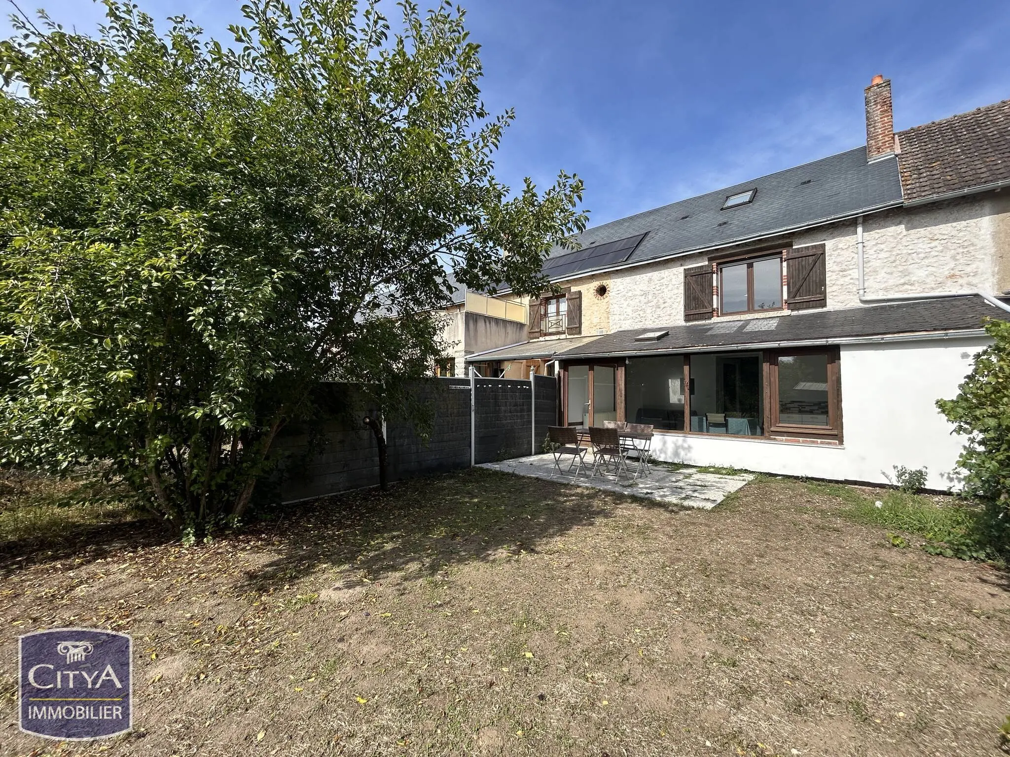 Photo 1 Immeuble 161m²