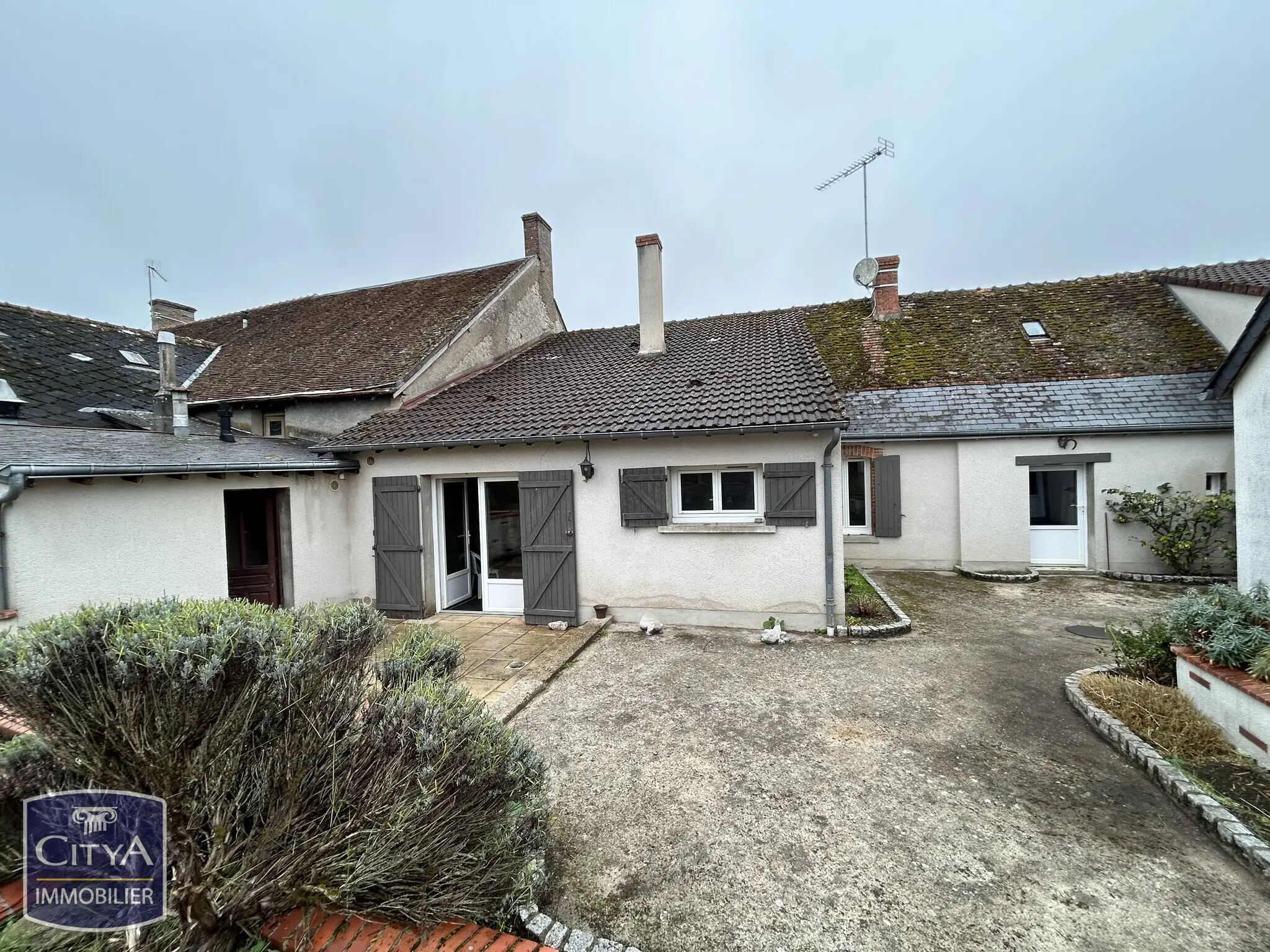 Photo 1 Maison 5 pièces 114m²